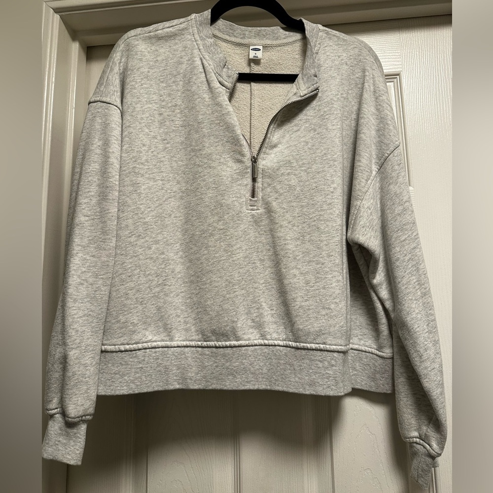 Old Navy Light Heather Gray Pull Over Sweater